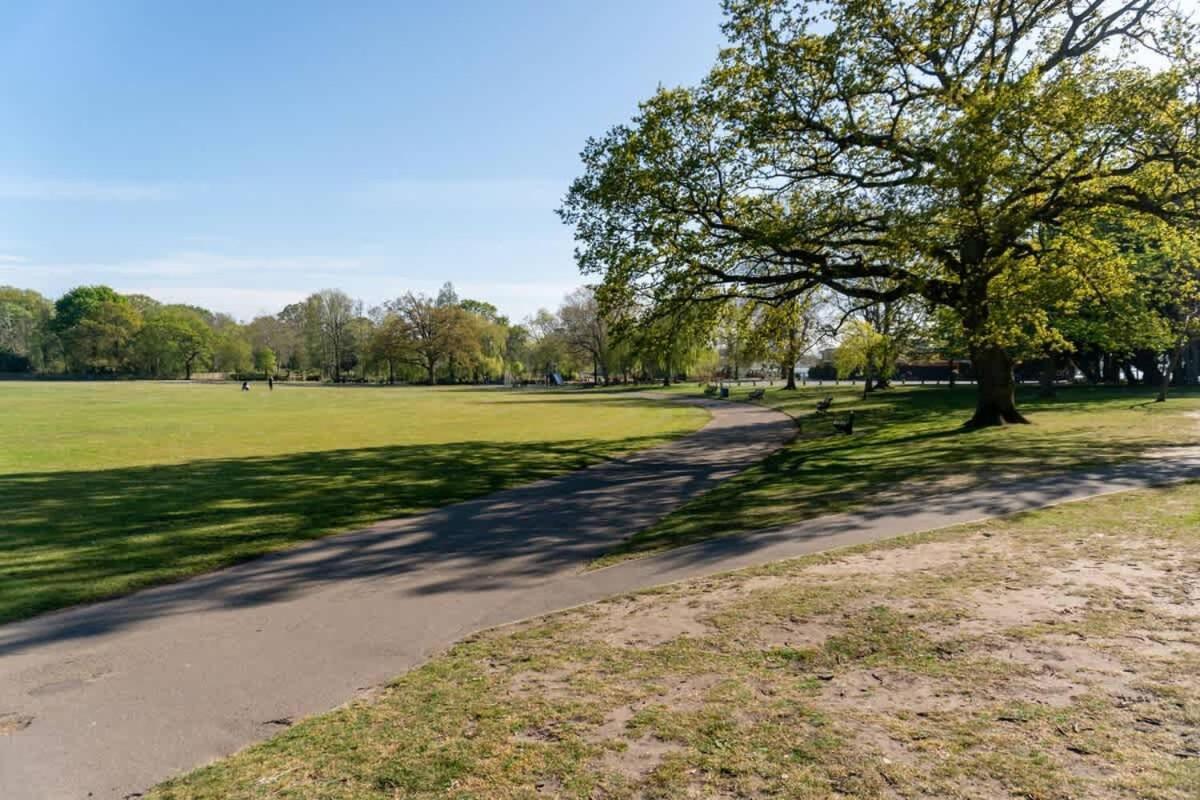 Park Lake View بول المظهر الخارجي الصورة
